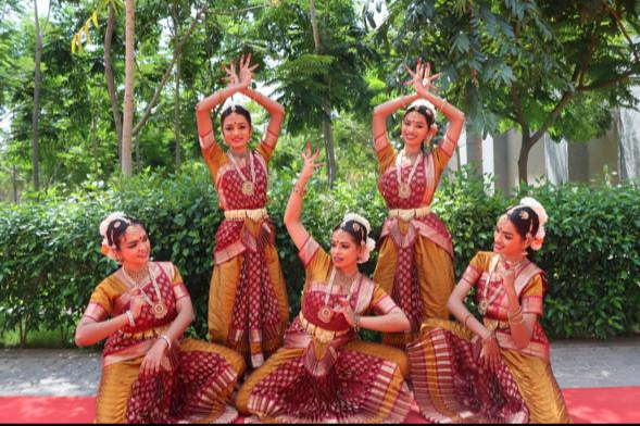 Student Life Dance 2